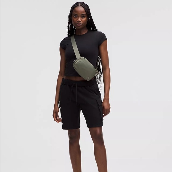 lululemon everywhere belt bag with long strap Watch Large 2L Review on Amazon Live Once You Find Your Perfect Fit Lululemon Athletica Everywhere Belt Bag